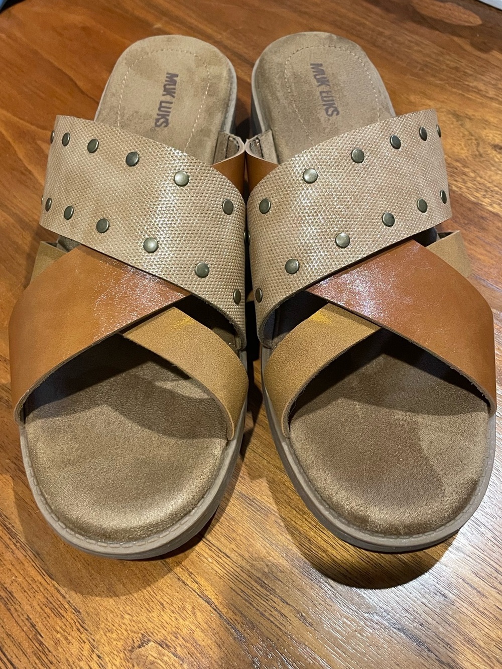 Muk Luks Women’s Studded Crossover Slide Sandals - Brown/Tan